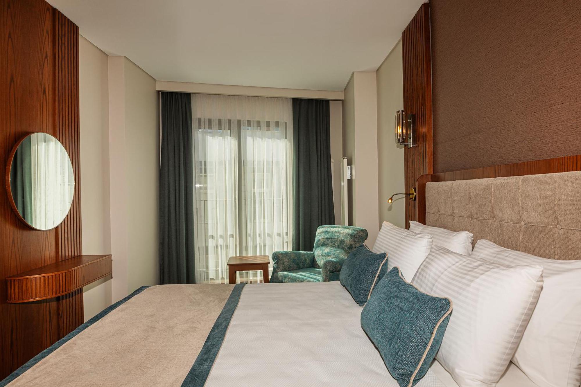 Triton Istambul