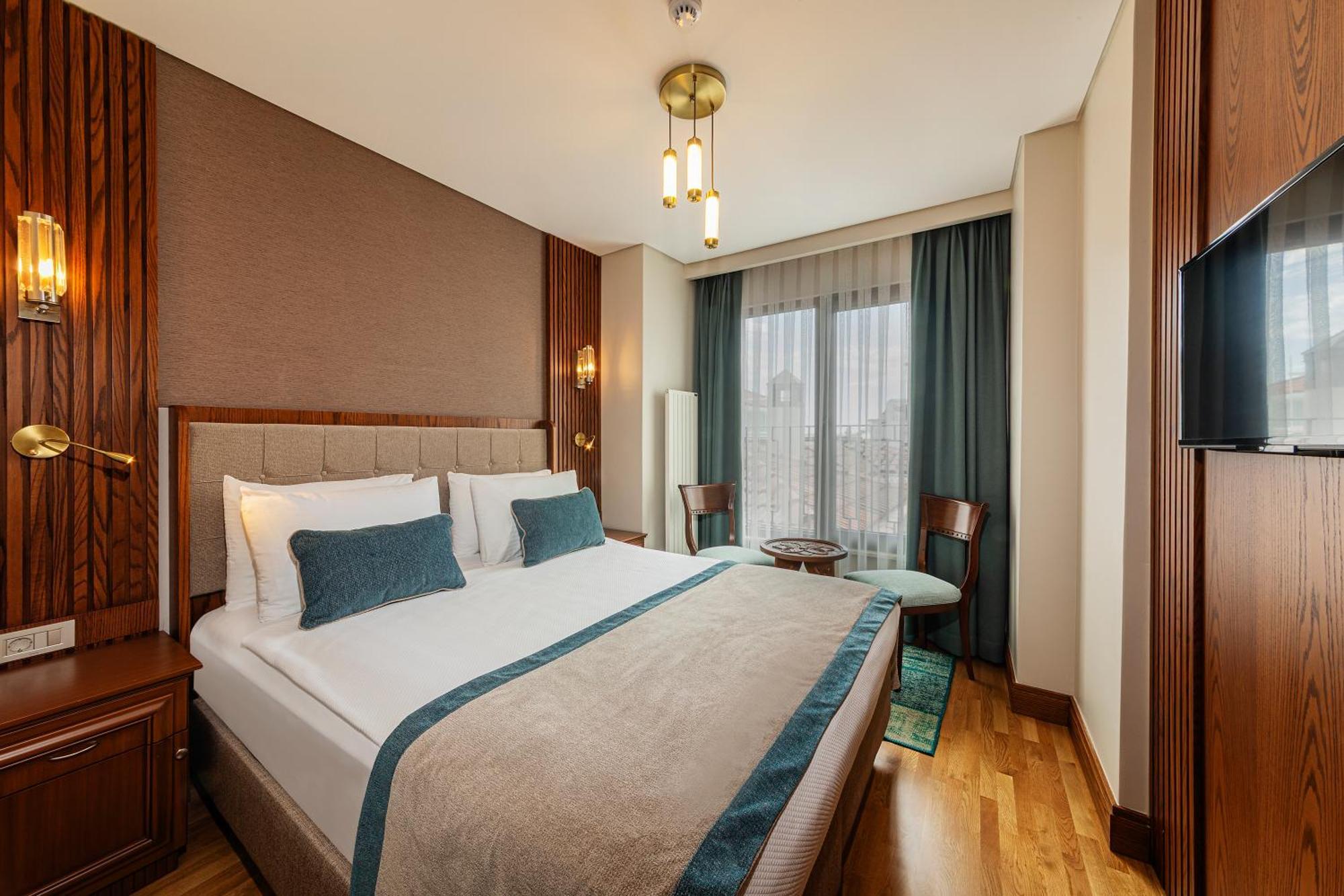Triton Istambul