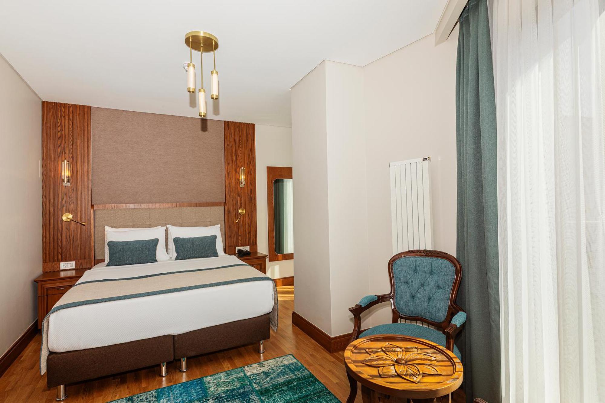 Triton Istambul